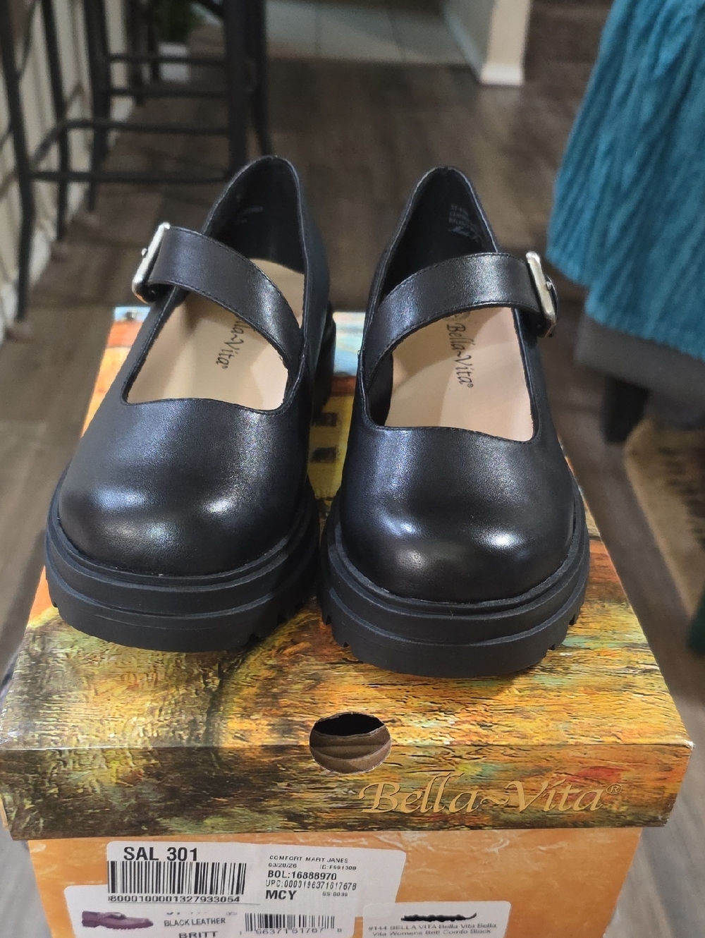 Bella Vita Black Chunky Mary Jane Mule with Buckle. 🥰